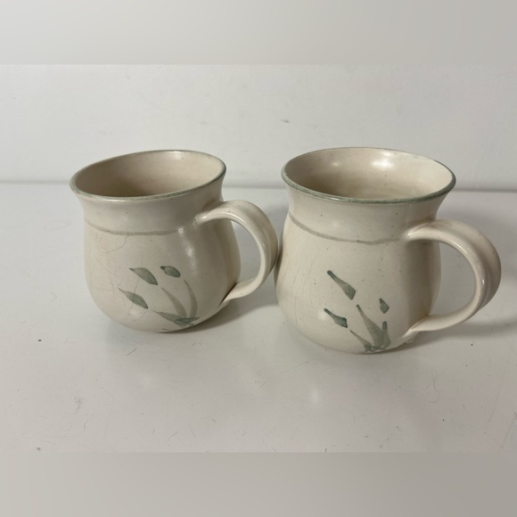 Set of 2 Matching Handmade Wheel Thrown Pottery Mugs Signed Cream Green - Picture 3 of 9